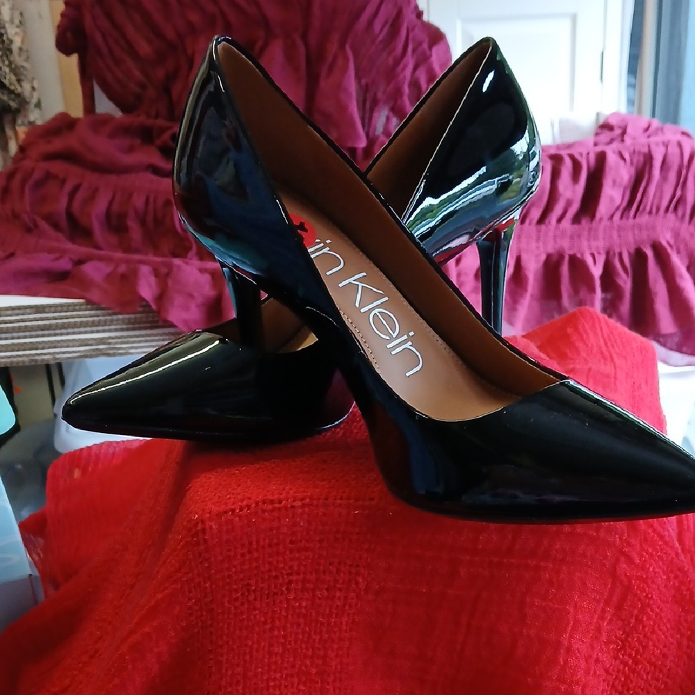 #14~~Calvin Klein Glossy Black Heels